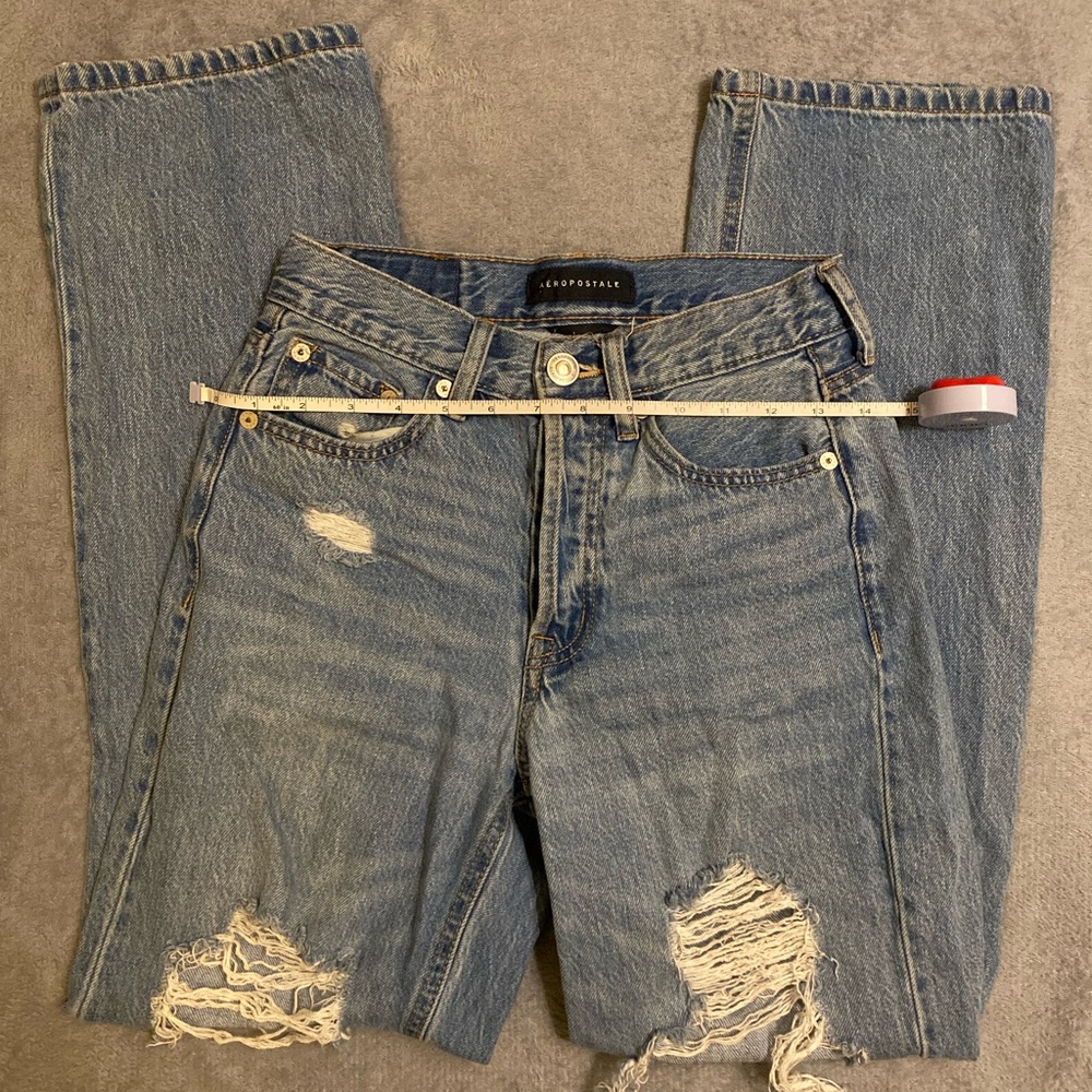 Baggy Distressed Jeans Aeropostale